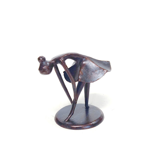 Escultura Bailarina Abaixada